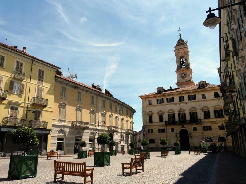 Hub Counter City Apartment Borgofranco d'Ivrea Luaran gambar